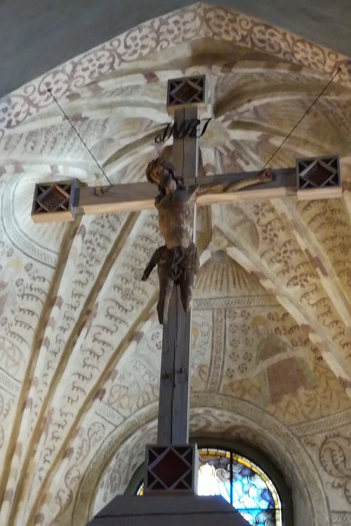 Guidning i Esbo domkyrka och guidad vandring på kyrkogårdens äldsta delar Guidning i Esbo domkyrka och guidad vandring på kyrkogårdens äldsta delar