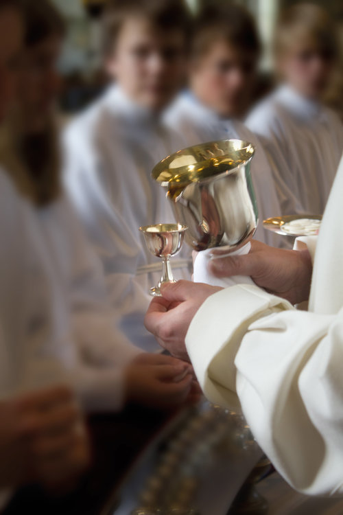 Högmässa med konfirmation av påskskriftskolan Högmässa med konfirmation av påskskriftskolan