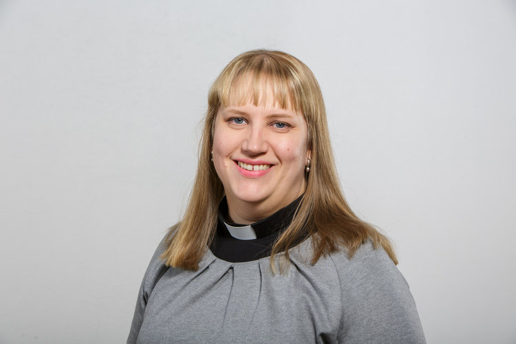 Kyrkoherde Kira Ertman