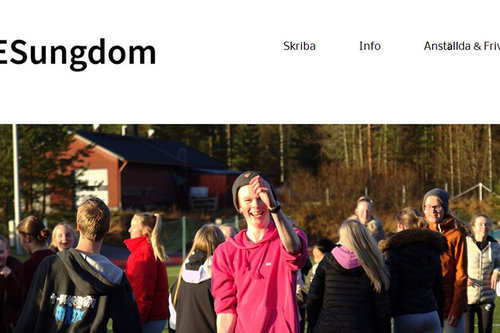 Ungdomar på läger